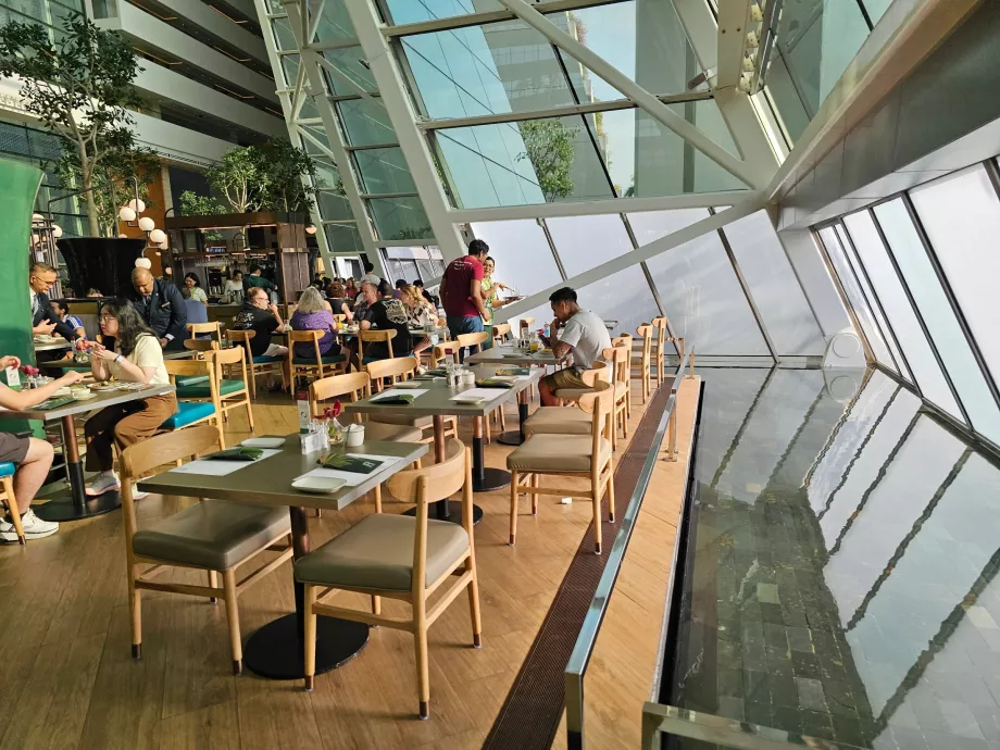 Πρωινό στο εστιατόριο Rise