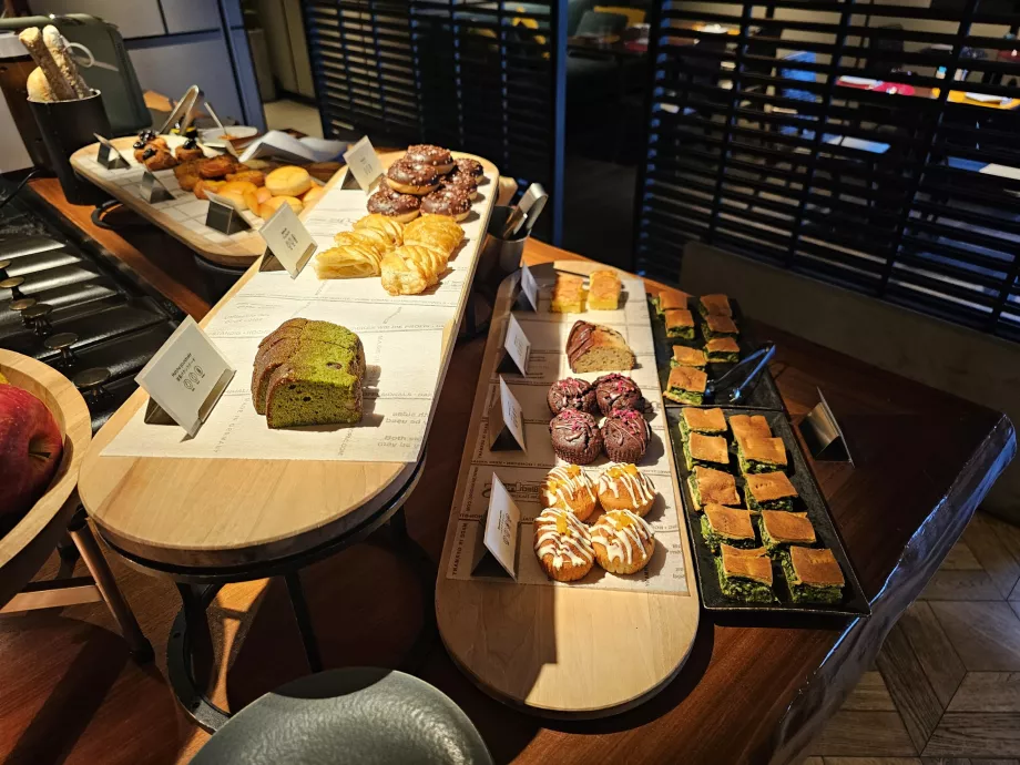 Πρωινό - γλυκά αρτοσκευάσματα