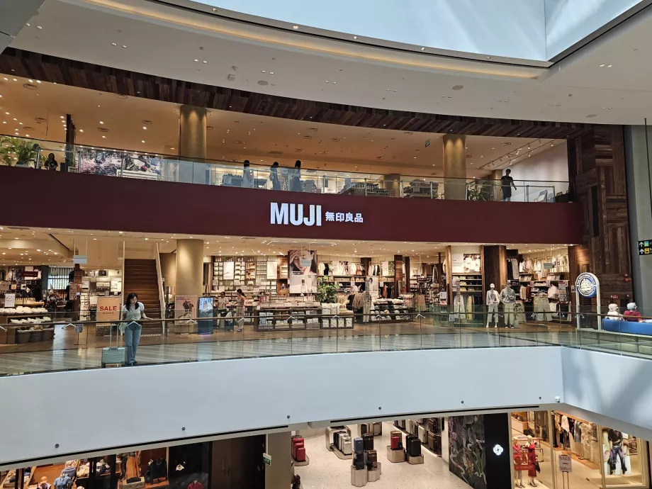 Καταστήματα σε JEWEL