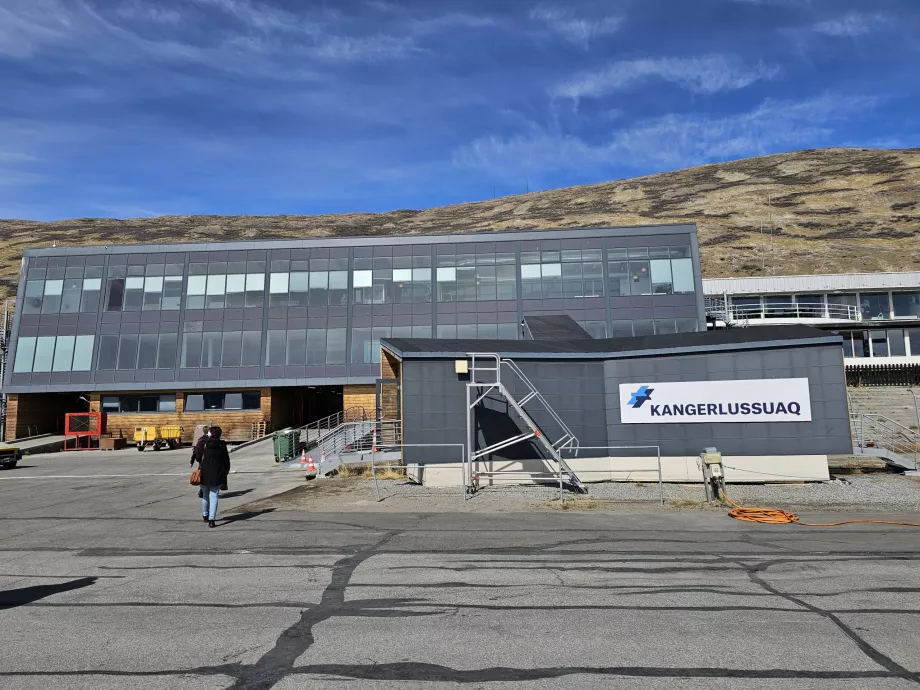 άφιξη από το αεροδρόμιο Kangerlussuaq