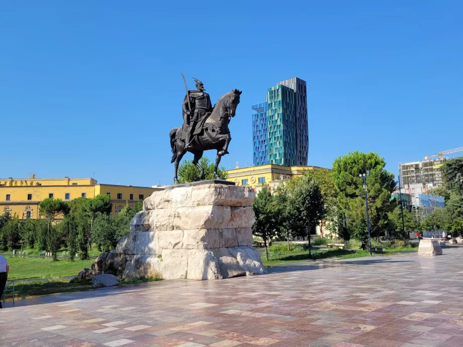 Άγαλμα του Σκάντερμπεγκ