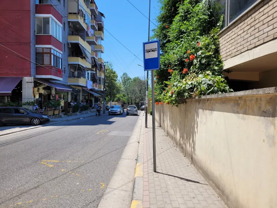 Σήμανση στάσεων λεωφορείων