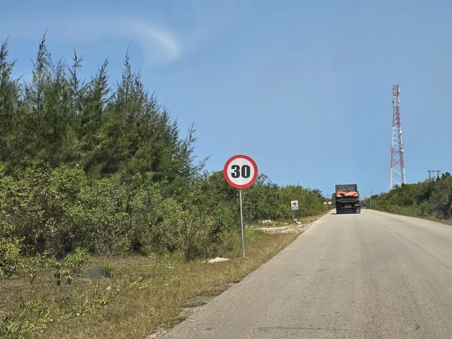Πινακίδα ορίου ταχύτητας