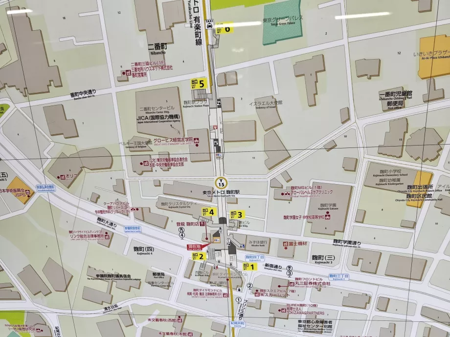 Χάρτης εξόδων από το σταθμό του μετρό