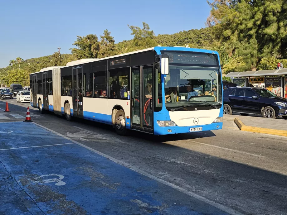 Λεωφορείο δημόσιων μεταφορών
