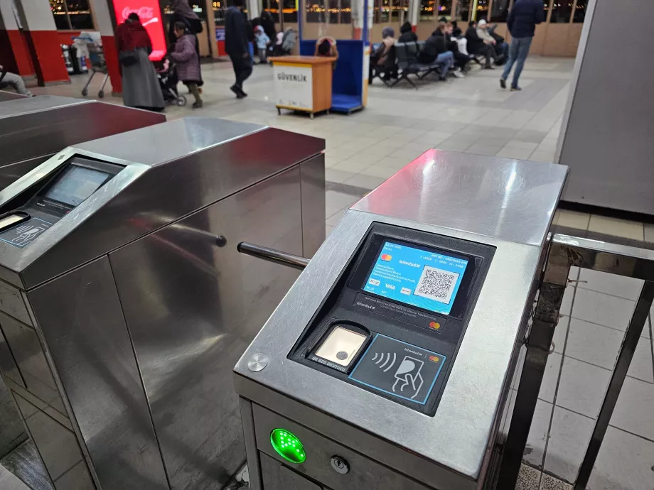 Πληρωμή με κάρτα ή Istanbulkart στα πλοία