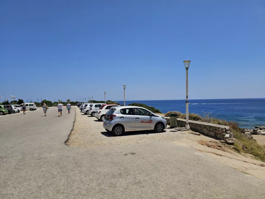 Χώρος στάθμευσης στις Πηγές Καλλιθέας