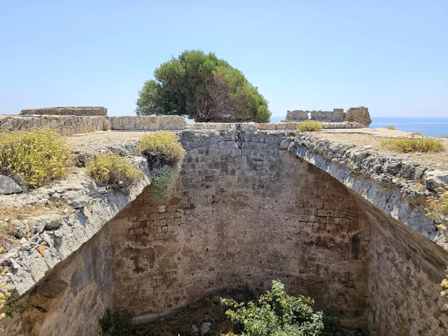Κάστρο Φερακλός