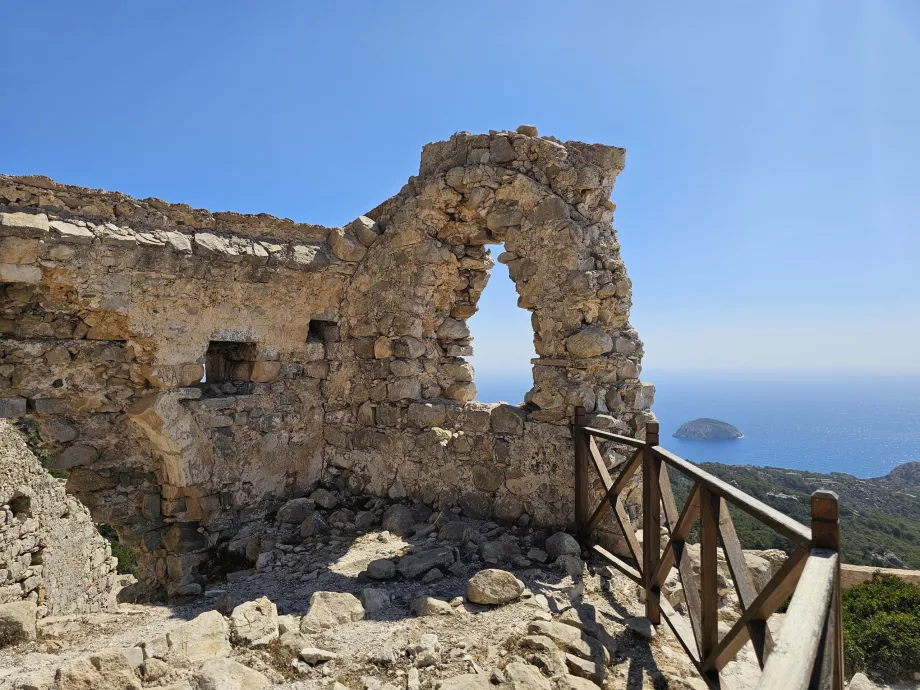 Κάστρο Μονόλιθος