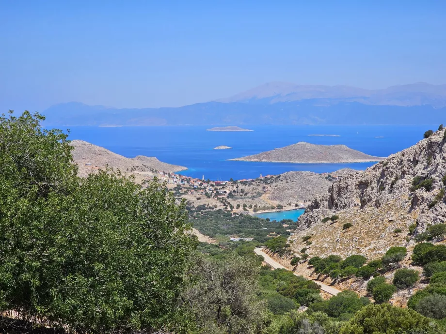 Θέα της πόλης της Χάλκης