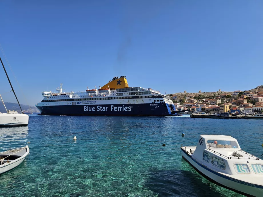 Πλοίο Blue Star Ferries