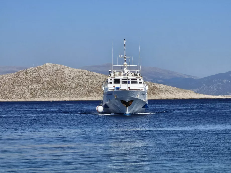 Πλοία προς Σκάλα Καμείρου