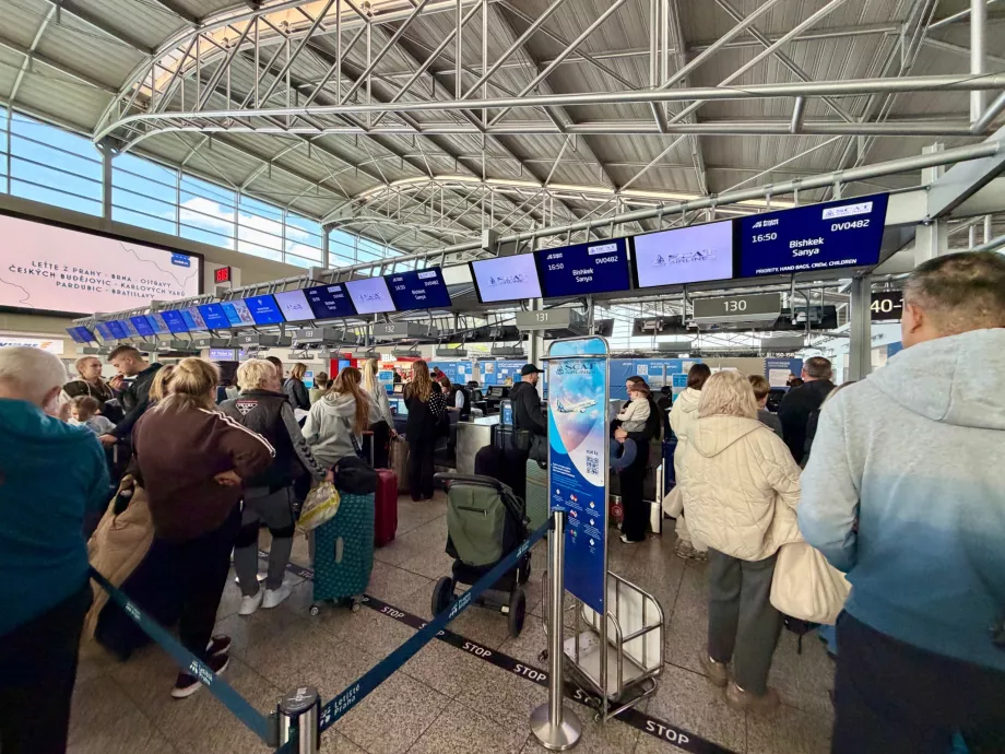 Check-in για την πτήση PRG-SYX με SCAT