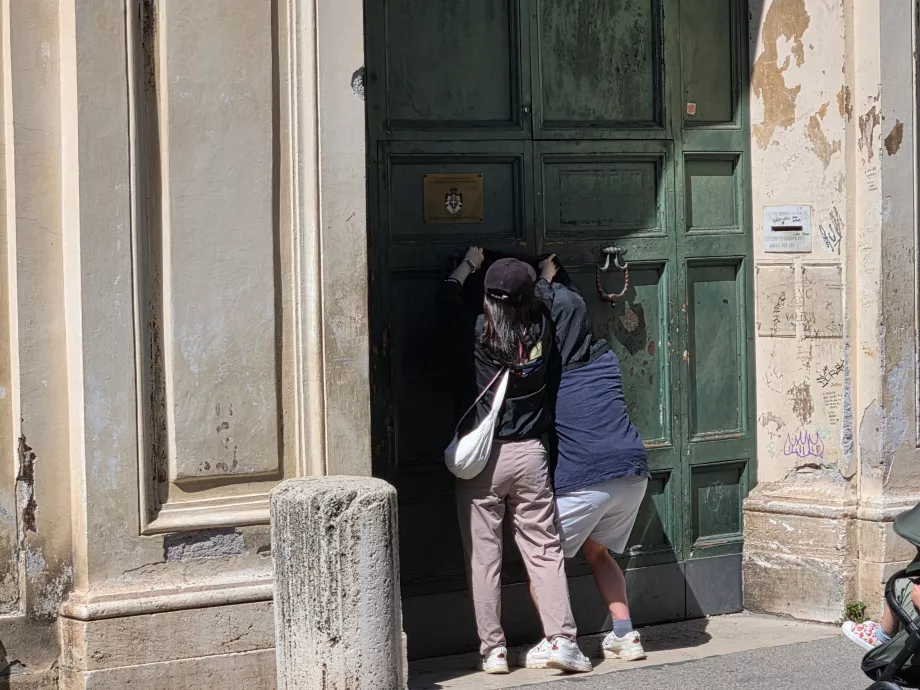 Aventine κλειδαρότρυπα ουρά