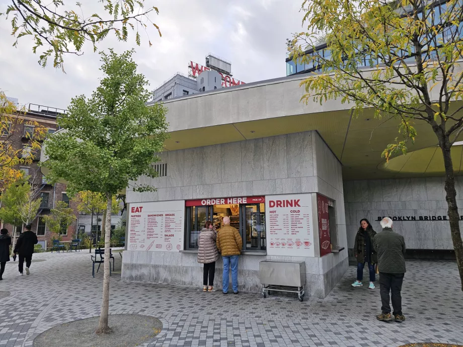 Αναψυκτικά στο Brooklyn Bridge Park