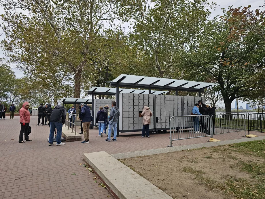 Θυρίδες για την αποθήκευση προσωπικών αντικειμένων