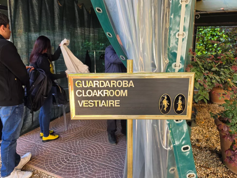 Galleria Colonna, αποθήκευση αποσκευών