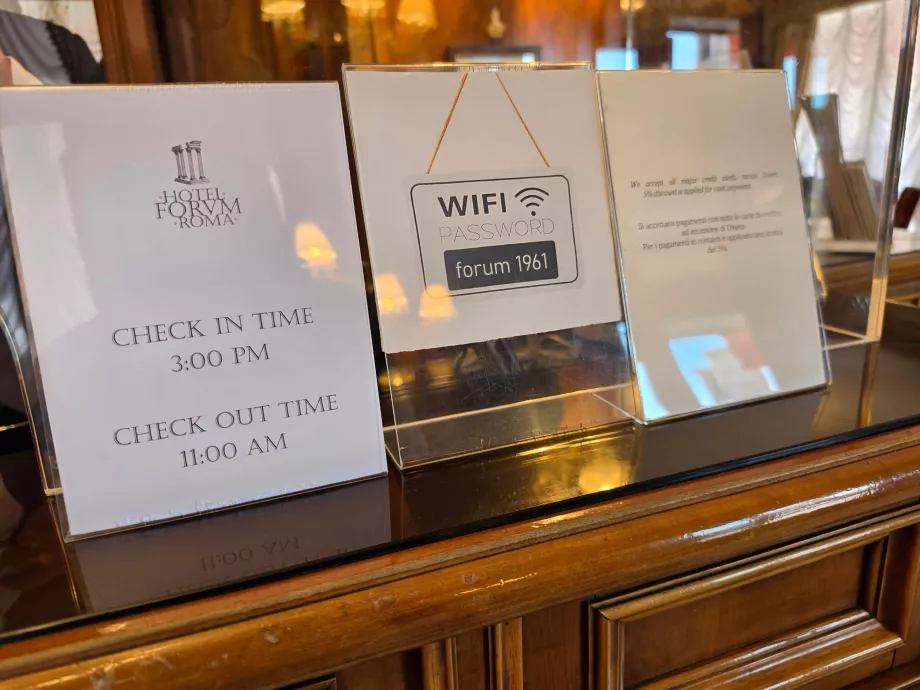 Wi-fi και πληροφορίες για check-in και check-out
