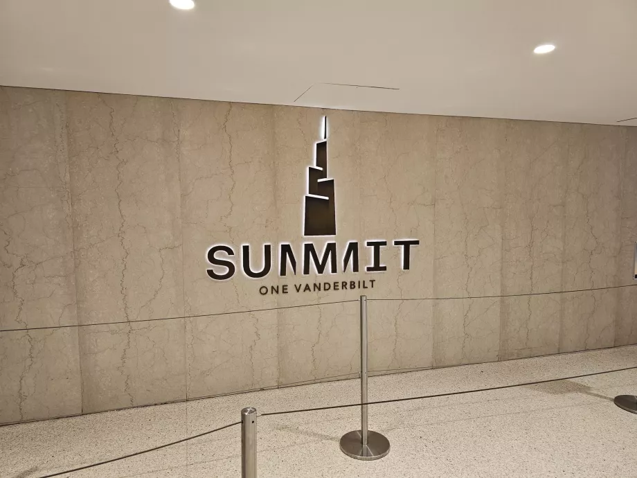 Summit One Vanderbilt, εσωτερική είσοδος