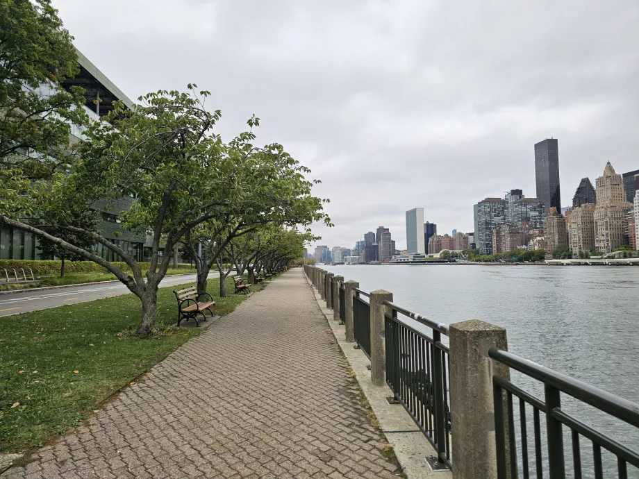 Περίπατος στο νησί Roosvelt