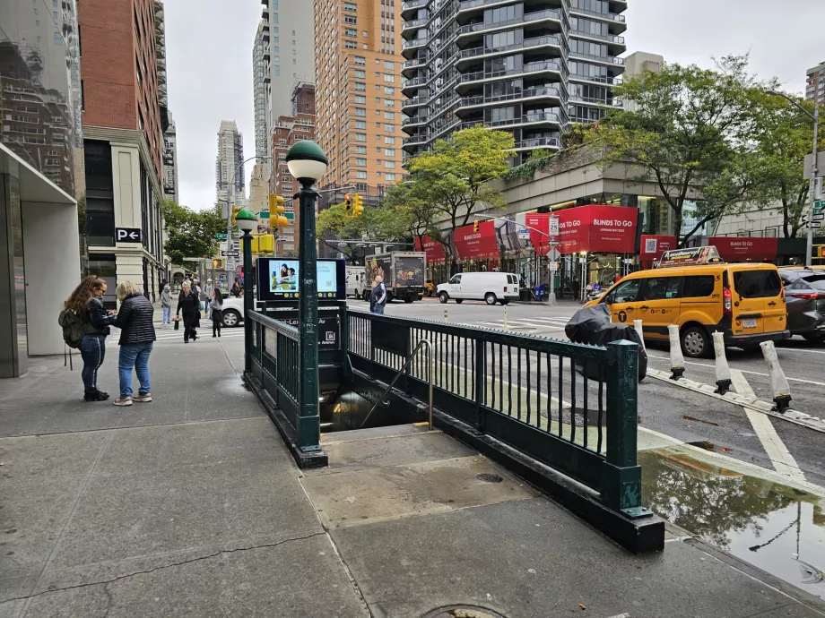 Είσοδος στο μετρό