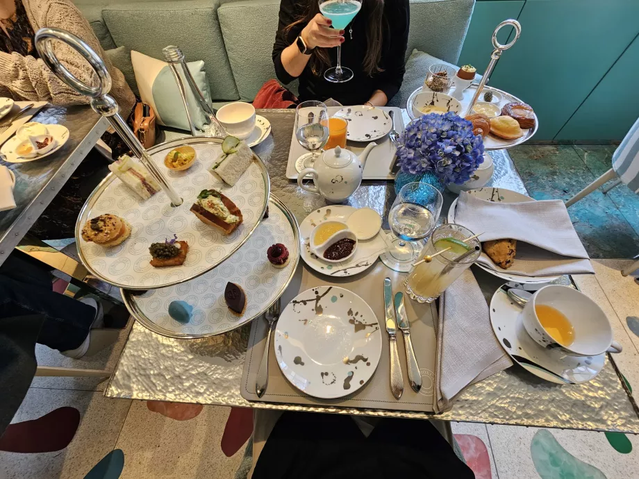 Blue Box, η γιορτή