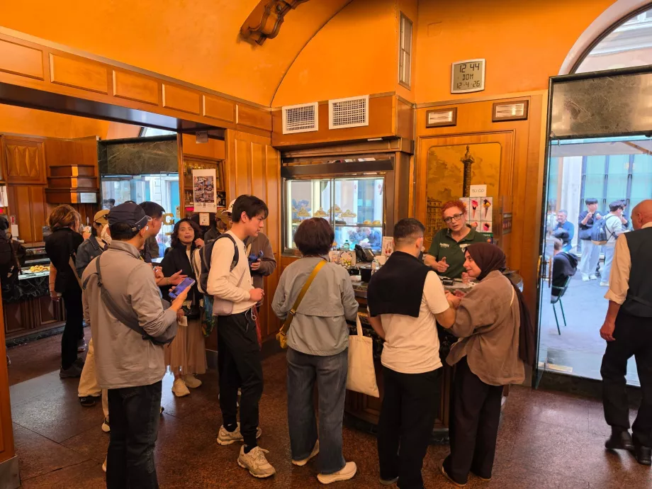 Giolitti, εκδοτήριο εισιτηρίων