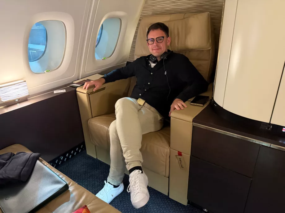 Εγώ στην Πρώτη Θέση της Etihad Airways
