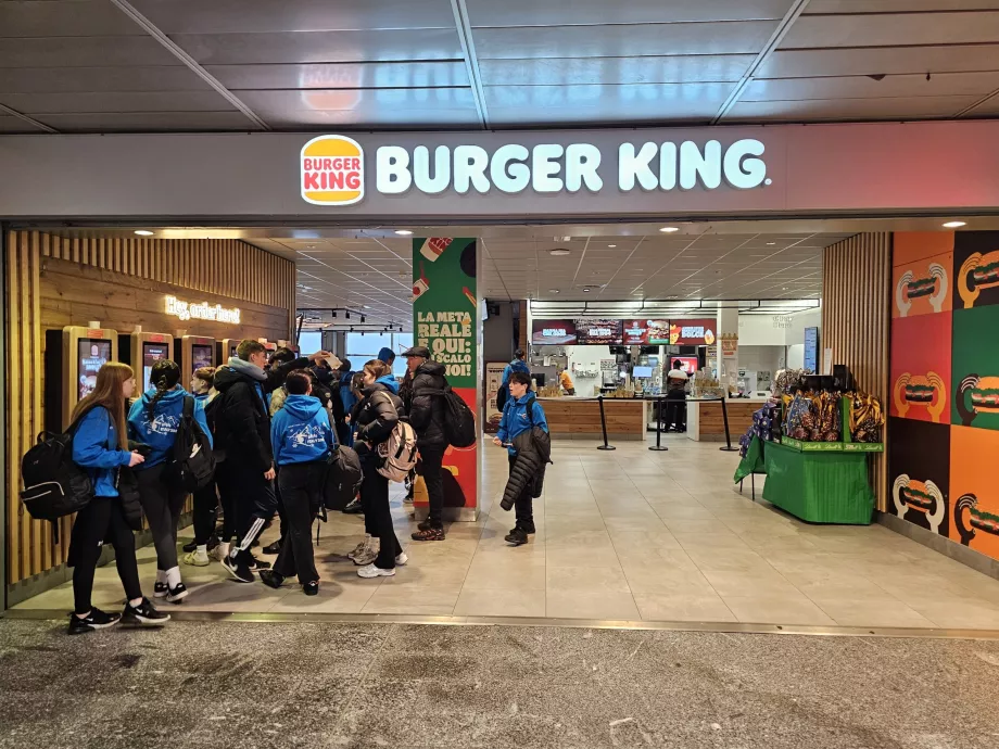 Burger King, Αεροσταθμός 2