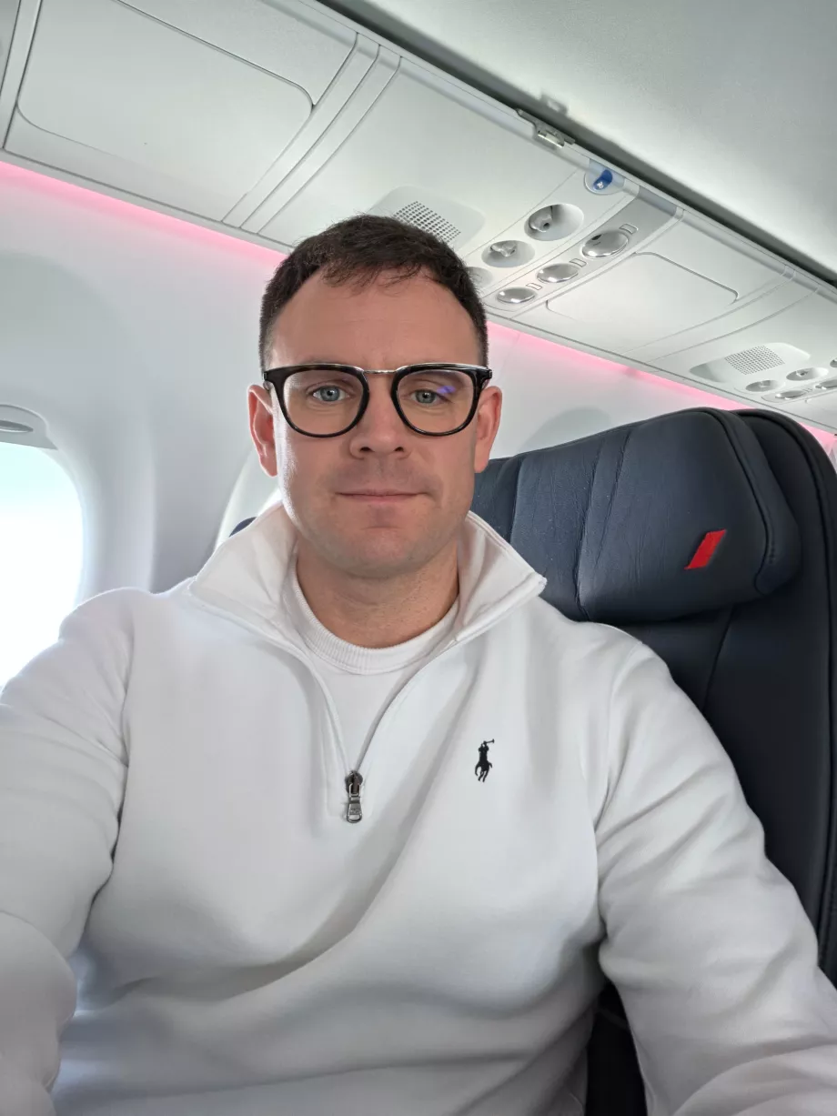 Εγώ στην business class ενός Airbus A220