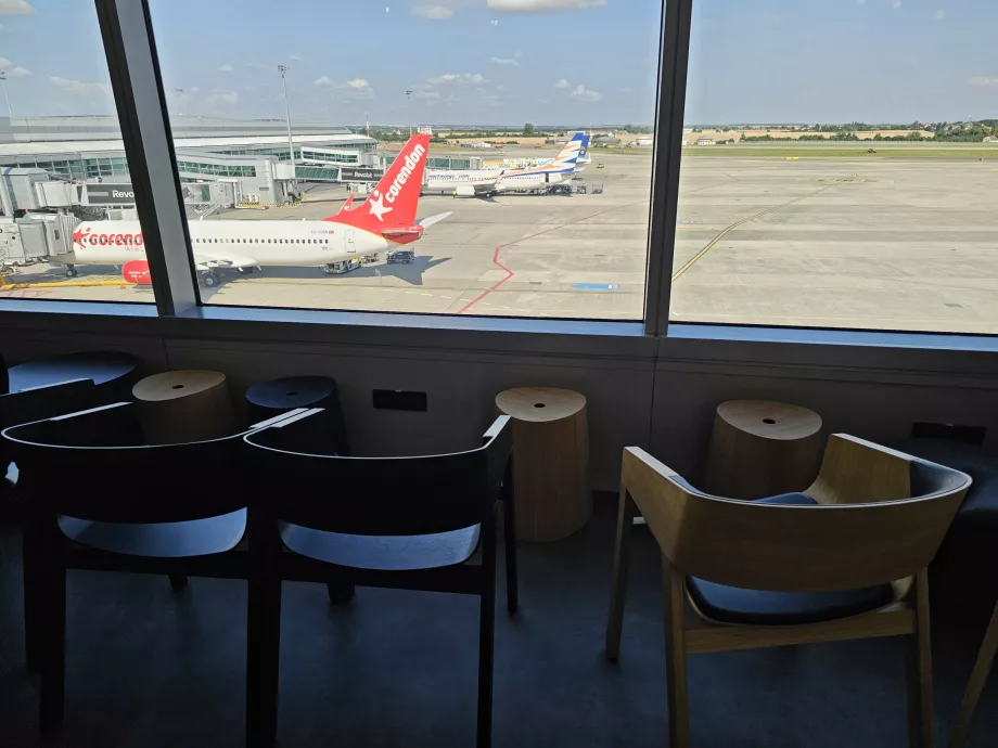 Θέα του αεροσκάφους από το σαλόνι