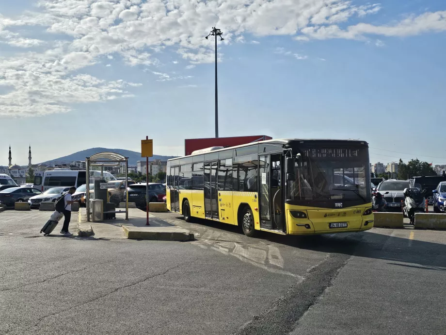 Τοπικά λεωφορεία IETT