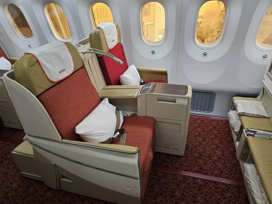 Καθίσματα business class, Boeing 787
