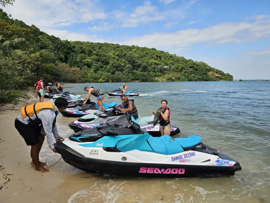 Στάση κατά τη διάρκεια της διαδρομής από το Koh Samui στο Pig Island