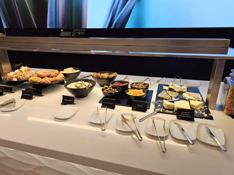 ANZ Lounge, που προσφέρει αλμυρά σνακ